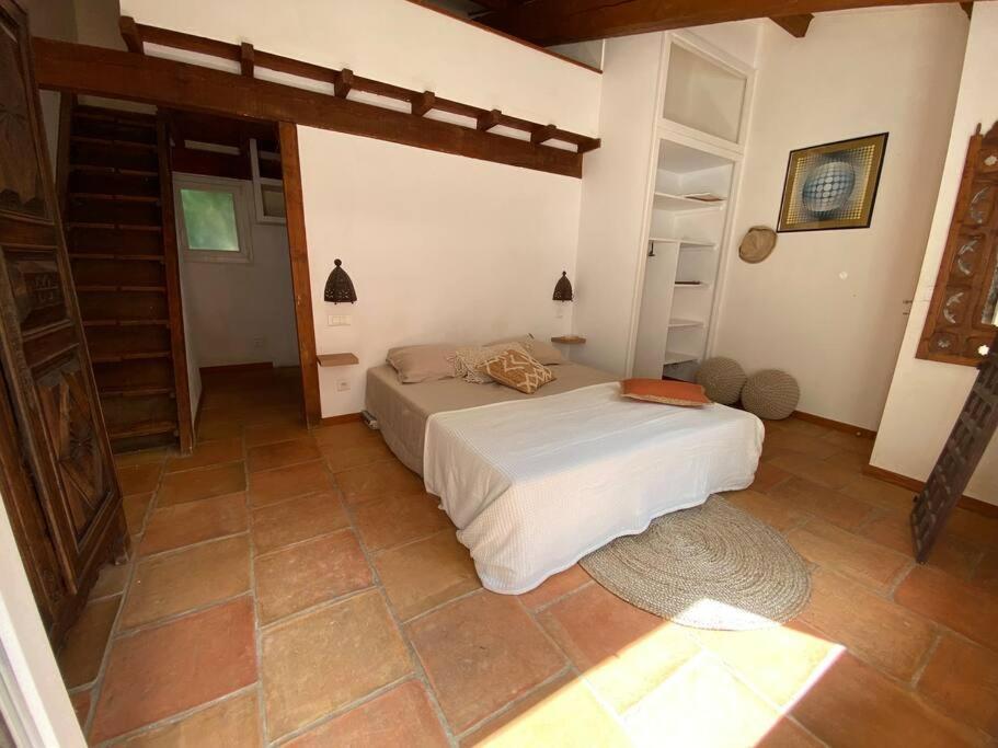 Villa Petit Mas Calme Typique Du Sud ! Valergues Exterior foto